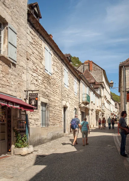 Rocamadour Fransa Eylül 2018 Rocamadour Ortaçağ Merkezinde Yürüyen Turistler Fransa — Stok fotoğraf