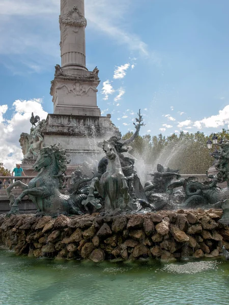 Bordeaux Frankrike September 2018 Esplanade Des Quinconces Fontän Monument Aux — Stockfoto