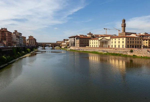 Widok Lotu Ptaka Rzekę Arno Florencji Włochy — Zdjęcie stockowe