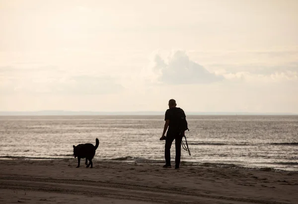 Man Walking His Dog Beach — Stock Photo, Image