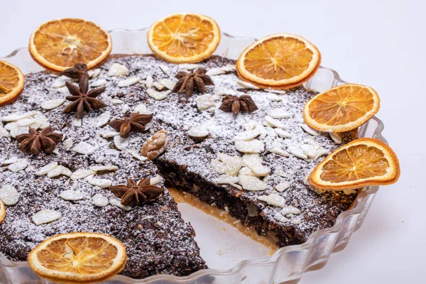 Torte Mit Mohn Und Früchten Bestreut Mit Puderzucker — Stockfoto