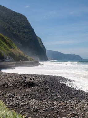 Portekiz, Madeira 'nın kuzey kıyı şeridi manzarası, 