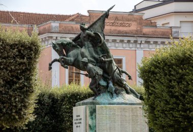 Gravina, İtalya - 19 Eylül 2019: 1915-1918 Büyük Savaş Anıtı