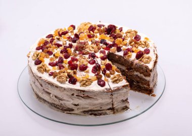 Kuru meyveli zencefilli kek.