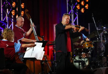 Krakow, Polonya - 10 Temmuz 2021: Nigel Kennedy Krakow 'da düzenlenen 26.