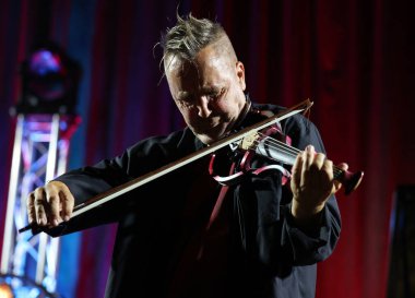 Krakow, Polonya - 10 Temmuz 2021: Nigel Kennedy Krakow 'da düzenlenen 26.