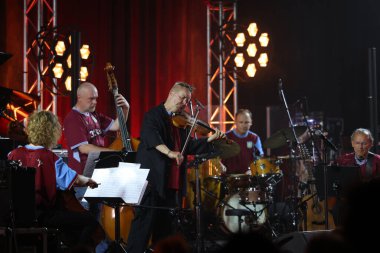 Krakow, Polonya - 10 Temmuz 2021: Nigel Kennedy Krakow 'da düzenlenen 26.