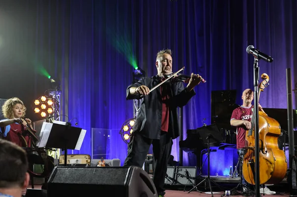Krakow, Polonya - 10 Temmuz 2021: Nigel Kennedy Krakow 'da düzenlenen 26.