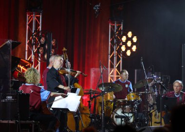 Krakow, Polonya - 10 Temmuz 2021: Nigel Kennedy Krakow 'da düzenlenen 26.