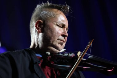 Krakow, Polonya - 10 Temmuz 2021: Nigel Kennedy Krakow 'da düzenlenen 26.