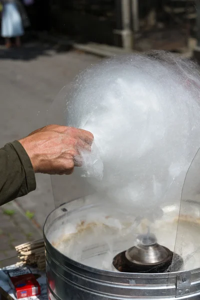 Candy floss machine with white candyfloss — Stock Photo, Image