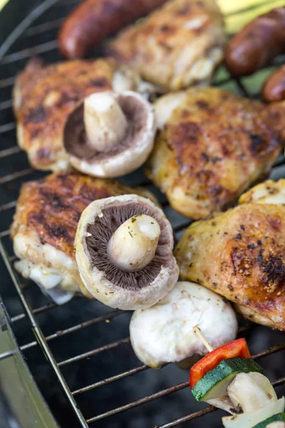 Barbecue with delicious grilled meat on grill — Stock Photo, Image