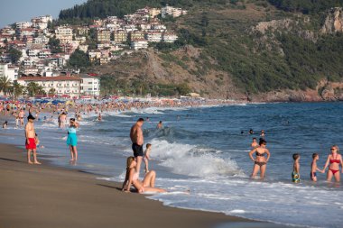 Alanya - Kleopatra plajı. Alanya, Türkiye 'nin en popüler sahil beldelerinden biri.