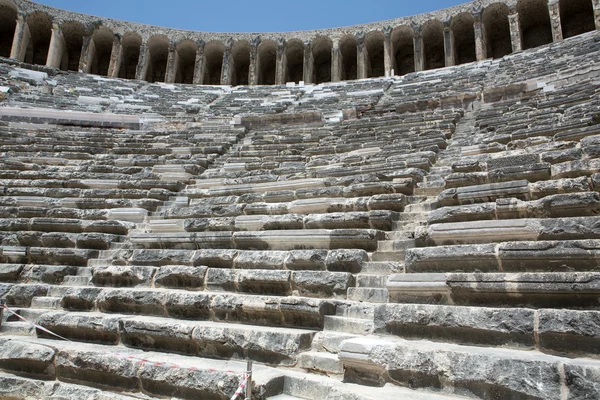 Ruines de l'ancien amphithéâtre à Aspendos, Antalya, Turquie — Photo