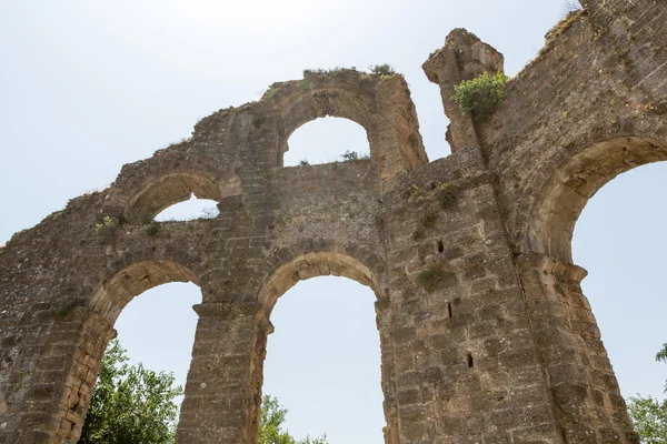 Parte dell'antico acquedotto ad Aspendos, Turchia — Foto Stock