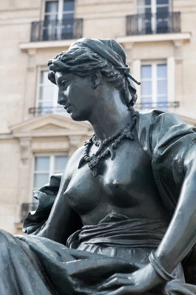 Paris - Statues of six continets in front of Orsay Museum — Stock Photo, Image