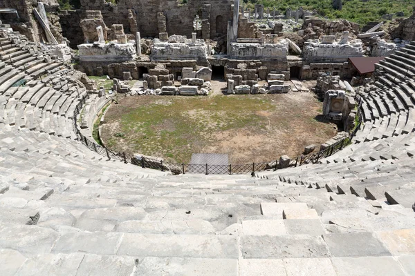 Side ősi város romjai. Törökország — Stock Fotó