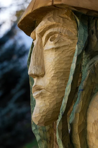 Деревянные фигуры из первобытных славянских сказок — стоковое фото
