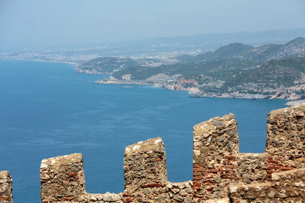 Pozůstatky pevnosti osmanské v Alanya. Turecko. — Stock fotografie