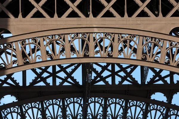 パリの最も有名なシンボル、エッフェル タワー — ストック写真
