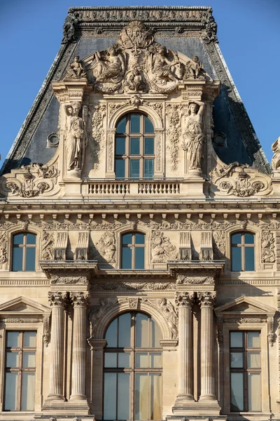 Parijs - het Louvremuseum. — Stockfoto