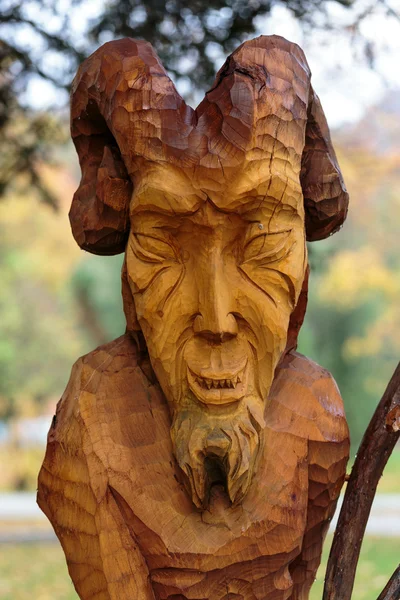 Figuras de madera de hadas de cuentos eslavos primitivos —  Fotos de Stock