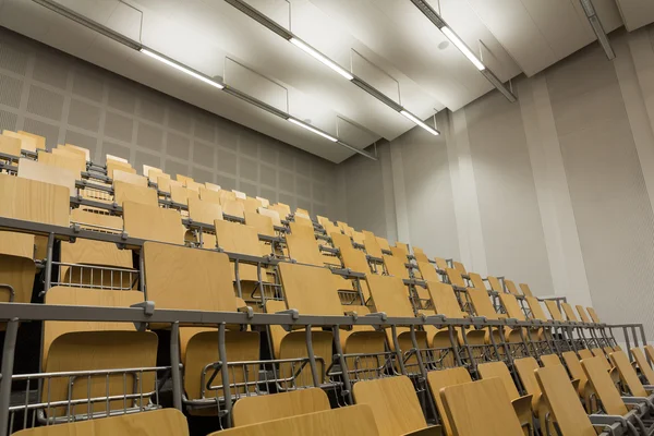 Интерьер современного пустого конференц-зала — стоковое фото