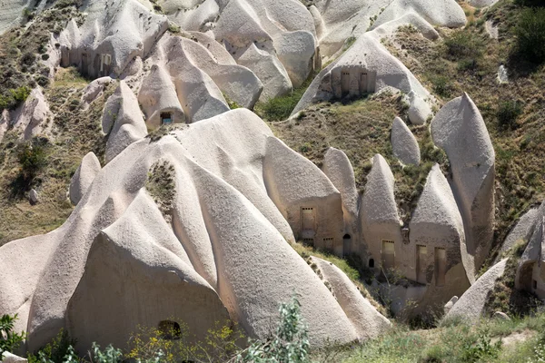 Love Valley im Goreme Nationalpark. Kappadokien, Türkei — Stockfoto