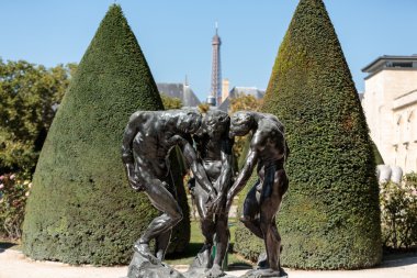 Paris - Müzesi Rodin. Üç tonları Dante ilahi komedi ile ilham heykeli