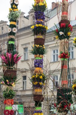 Krakow - Ana Meydan 'da Paskalya Pazarı palmiyesi