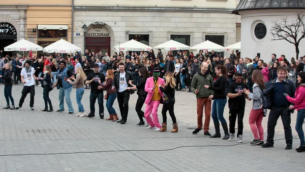 Η διεθνής ημέρα Flashmob rueda de Casino — Φωτογραφία Αρχείου