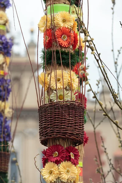 Cracow - easter sunday palm on the Main Square — Stock Photo, Image