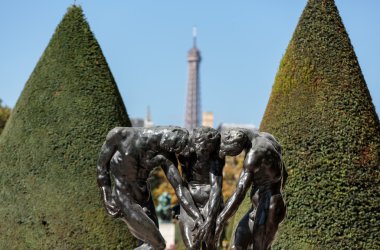 Paris - Müzesi Rodin. Üç tonları Dante ilahi komedi ile ilham heykeli