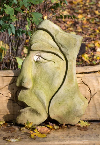 童话般的石像从风神崇拜 Slawic 故事 — 图库照片