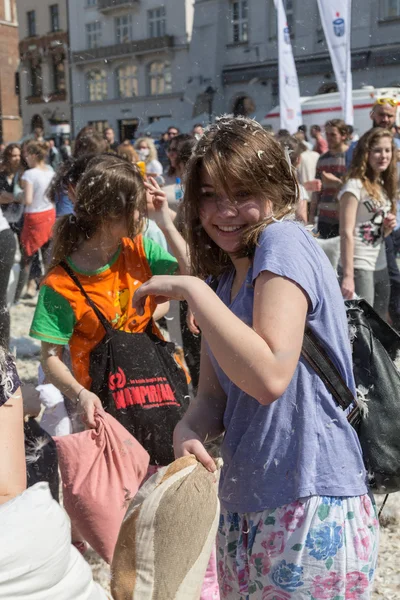 International pillow fight — Stock Photo, Image