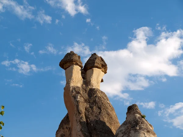 Des formations rocheuses dans le parc national de Goreme. Cappadoce Turquie — Photo