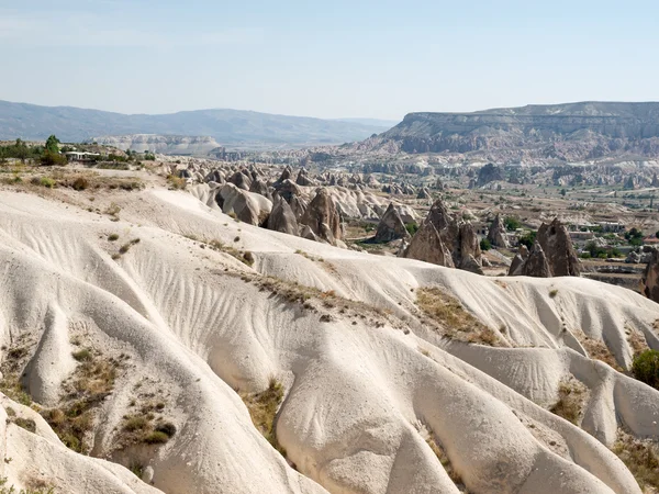 Liefde vallei in Goreme nationaal park. Cappadocië, Turkije — Stockfoto