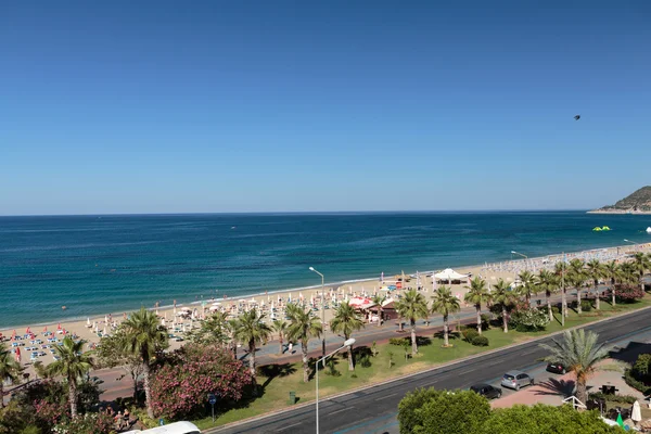 Alanya - het strand van Cleopatra. Alanya is een van de meest populaire badplaatsen in Turkije — Stockfoto