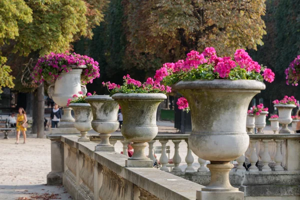 Сад Обур дворца, Париж, Франция — стоковое фото