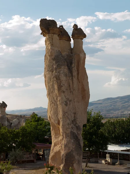 A sziklaalakzatok a Göreme nemzeti parkban. Cappadocia.Turkey — Stock Fotó
