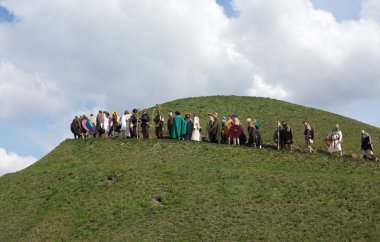 Kimliği belirsiz Rekawka - Lehçe geleneği, katılımcıların Paskalya sonra Salı günü Krakow kutladı.