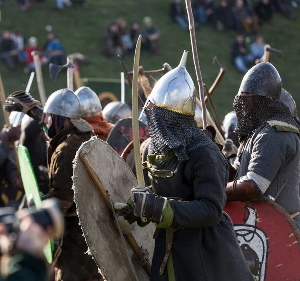 Unidentified participants of Rekawka - Polish tradition, celebrated in Krakow on Tuesday after Easter. — Stock Photo, Image