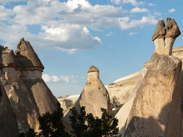 Formaciones rocosas en el Parque Nacional Goreme. Capadocia.Turquía — Foto de Stock