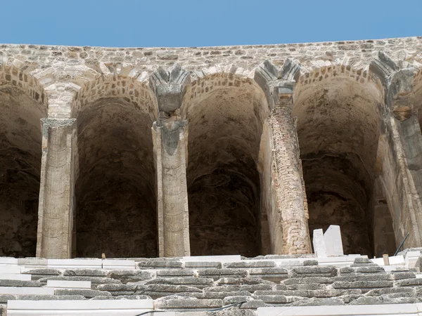 克孜尔石窟酷乐或红塔在伊兹密尔、 安塔利亚、 土耳其 — 图库照片