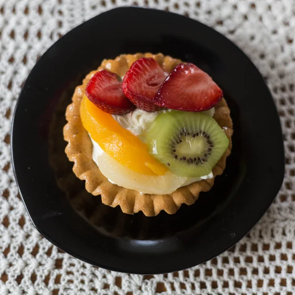 Κοντινό πλάνο γλυκό κέικ με φρούτα — Φωτογραφία Αρχείου
