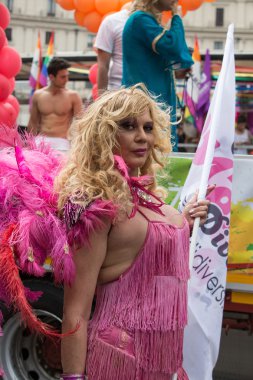 Roma Eşcinsel gurur