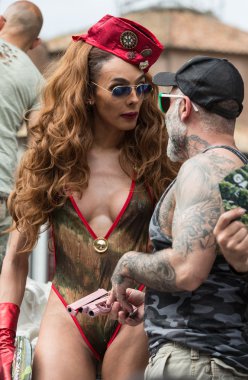 Roma Eşcinsel gurur