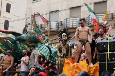 Roma Eşcinsel gurur