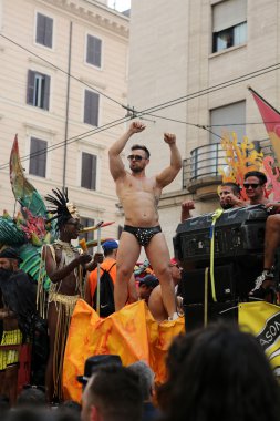 Roma Eşcinsel gurur