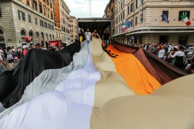 Roma Eşcinsel gurur